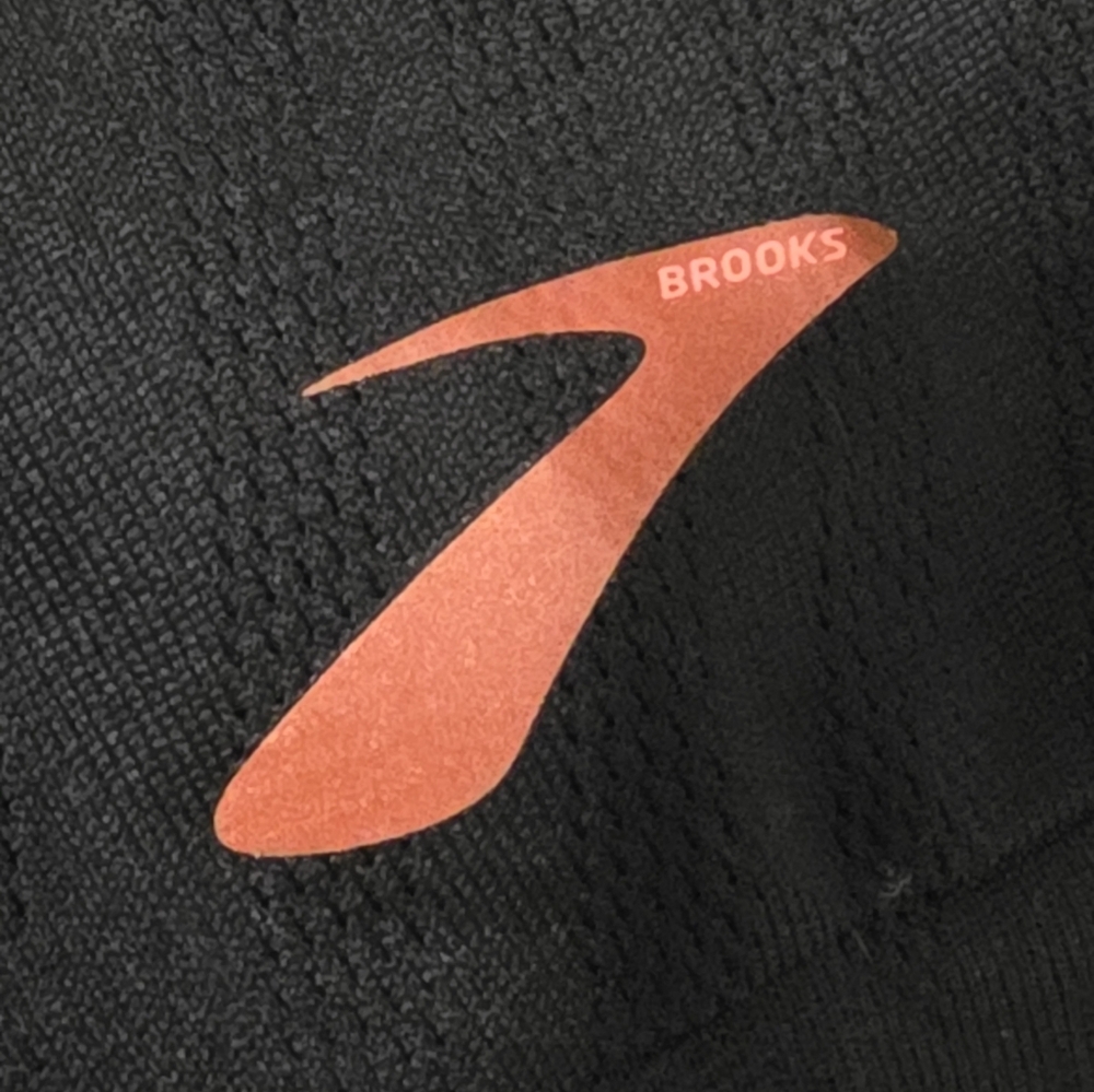 Brooks Black Crewneck Long-Sleeve Pullover With Peekaboo Back Size XL - Picture 5 of 6